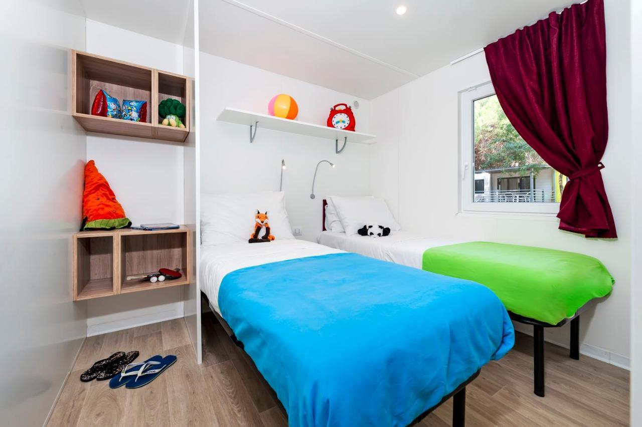 Ferienpark Mobile Homes Bi Village - Adriatic Kampovi 4*